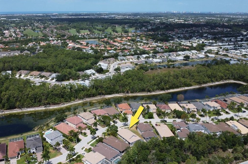 5658 Lago Villaggio Way, Naples FL 34104-5742 exterior