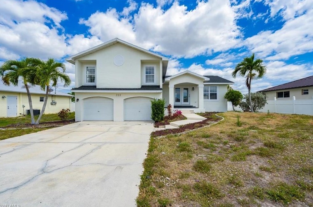 221 1st St, Cape Coral, FL 33990-4032