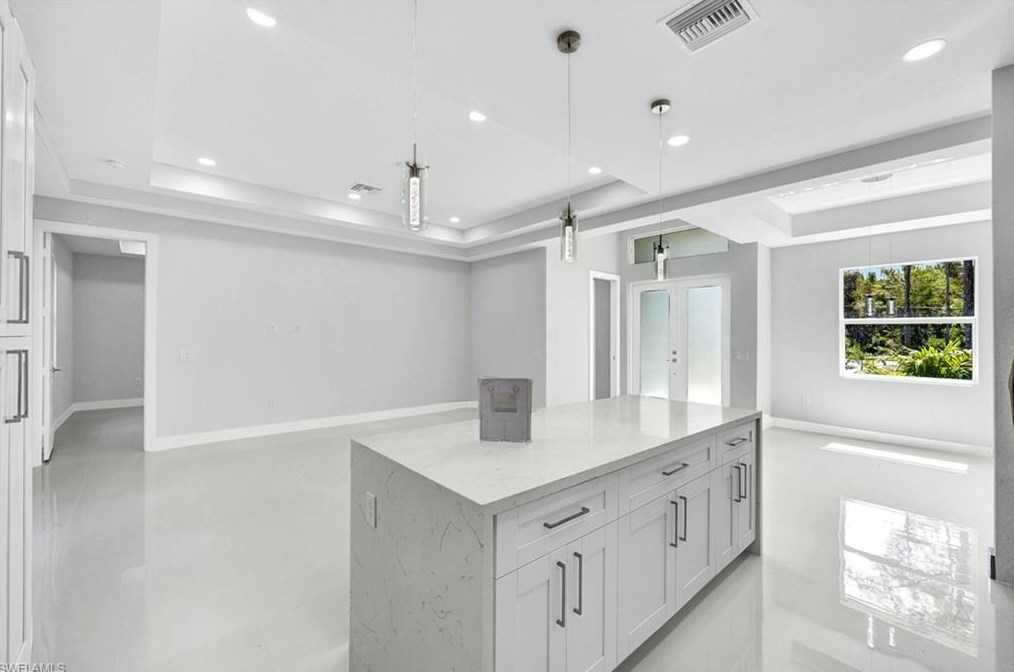 4287 66th Ave, Naples, FL 34120-2625