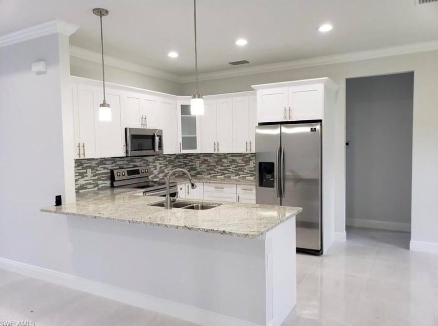 3828 47th Ave Ne, Naples, FL 34120