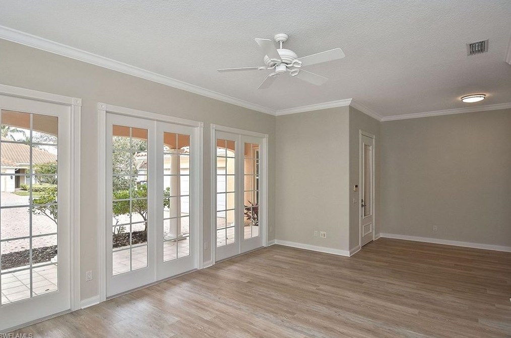 3104 Dominica Way, Naples FL 34119-1605 exterior