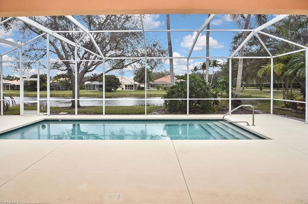 3104 Dominica Way, Naples FL 34119-1605 exterior