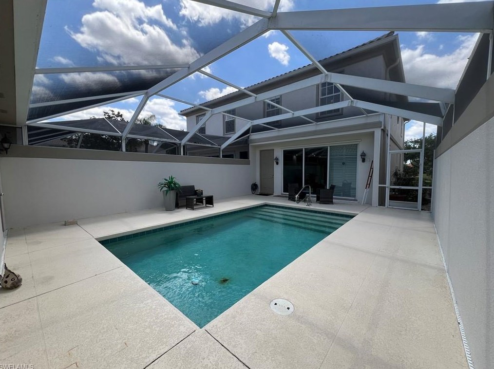 6024 Towncenter Cir, Naples, FL 34119-9556