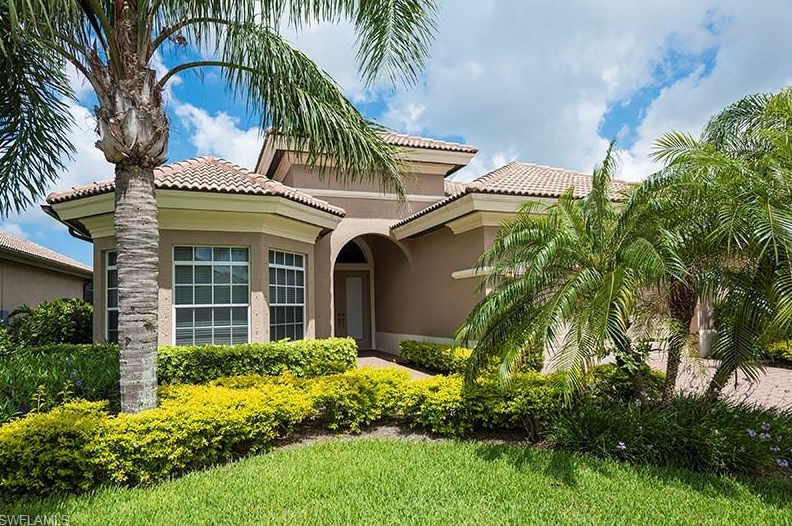 6101 Dogleg Dr, Naples, FL 34113-1691