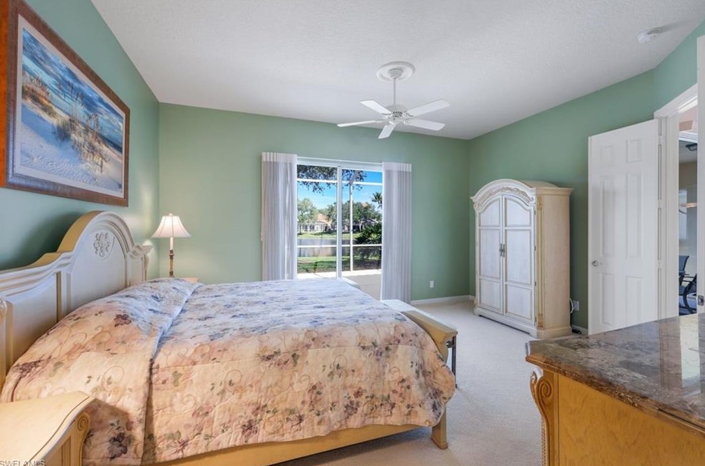 4721 Navassa Ln, Naples FL 34119-9555 exterior