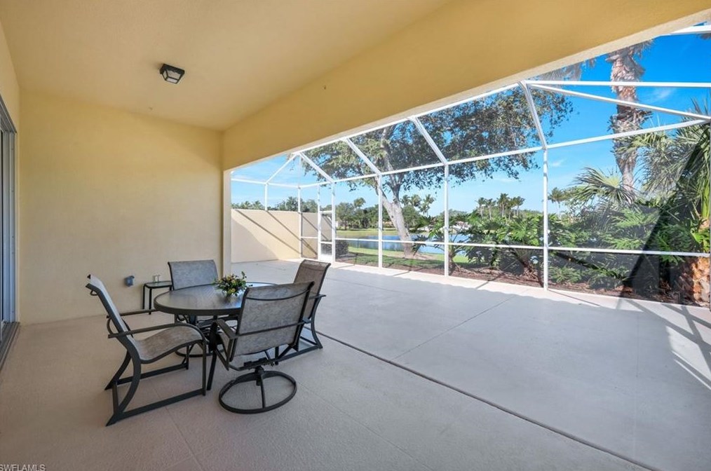 4721 Navassa Ln, Naples FL 34119-9555 exterior