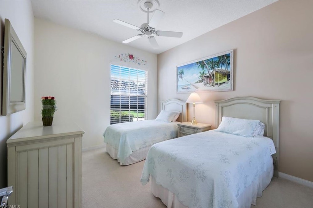 4721 Navassa Ln, Naples FL 34119-9555 exterior