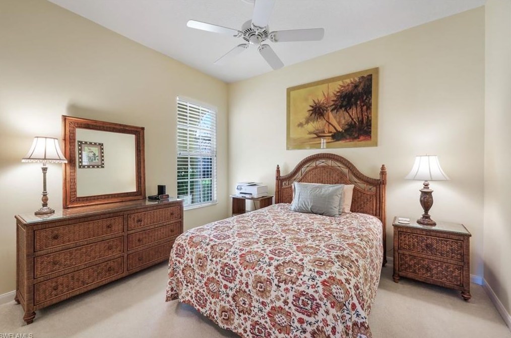 4721 Navassa Ln, Naples FL 34119-9555 exterior