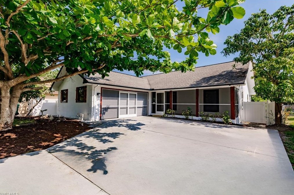 4120 Cindy Ave, Naples, FL 34112-6732