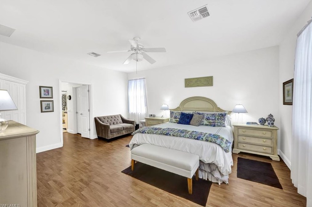 11235 Longshore Way W, Naples, FL 34119