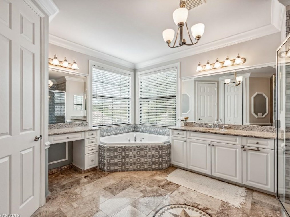 3494 Pacific Dr, Naples FL 34119-8670 exterior