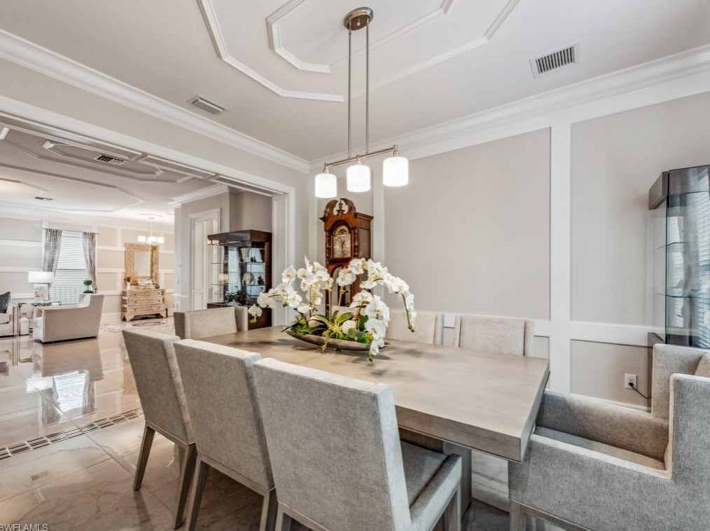 3494 Pacific Dr, Naples FL 34119-8670 exterior