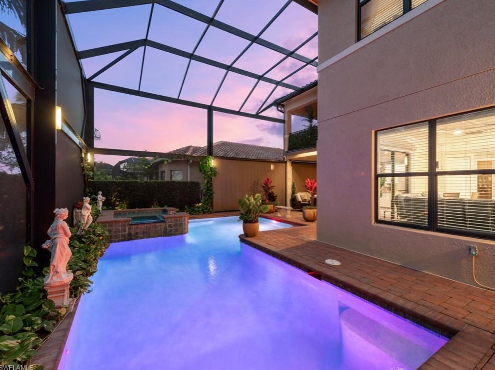 3494 Pacific Dr, Naples FL 34119-8670 exterior