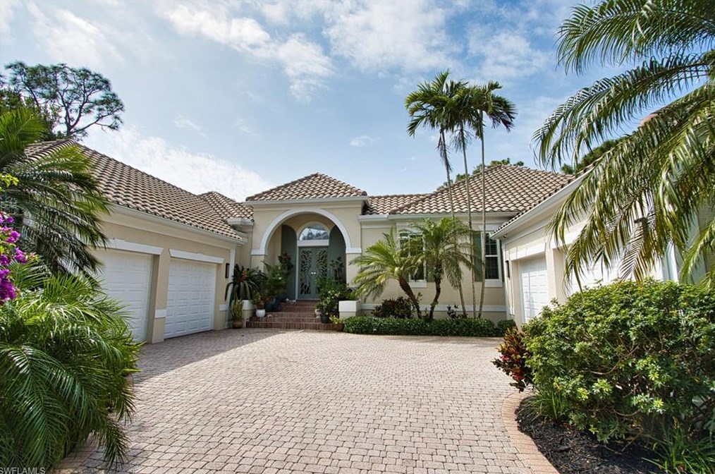 27281 Lakeway Ct, Bonita Springs, FL 34134