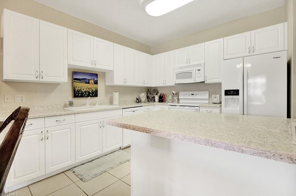 9621 Spanish Moss Way, Bonita Springs, FL 34135-2966
