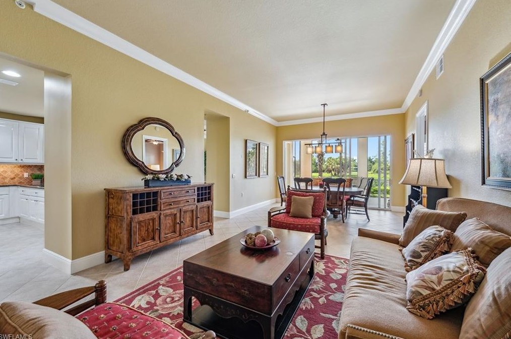 3685 Montreux Ln, Naples, FL 34114-6430