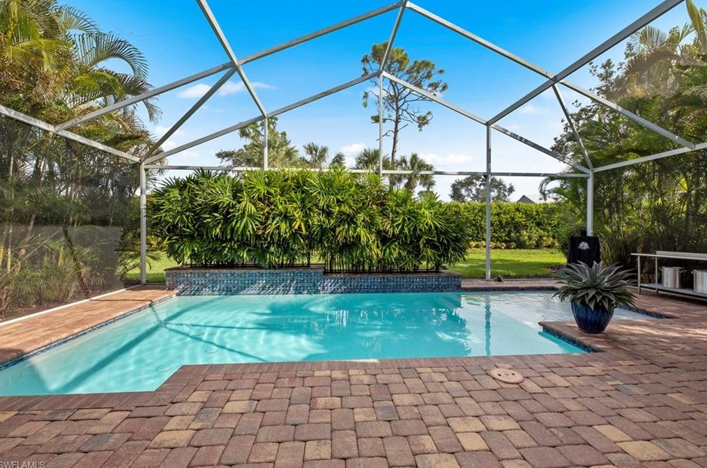 9142 Astonia Way, Fort Myers FL  33967-5640 exterior