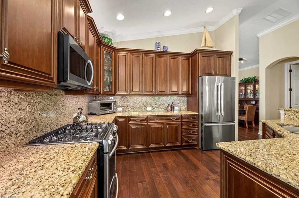 9142 Astonia Way, Fort Myers FL  33967-5640 exterior