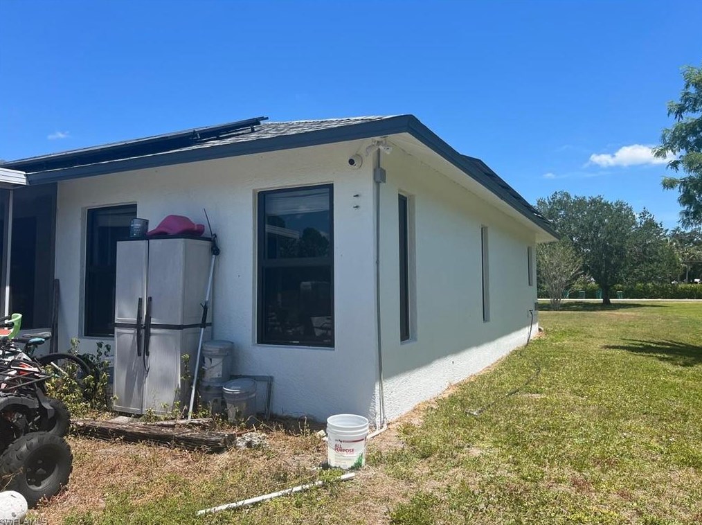 1121 27th St, Naples FL  34117-4229 exterior