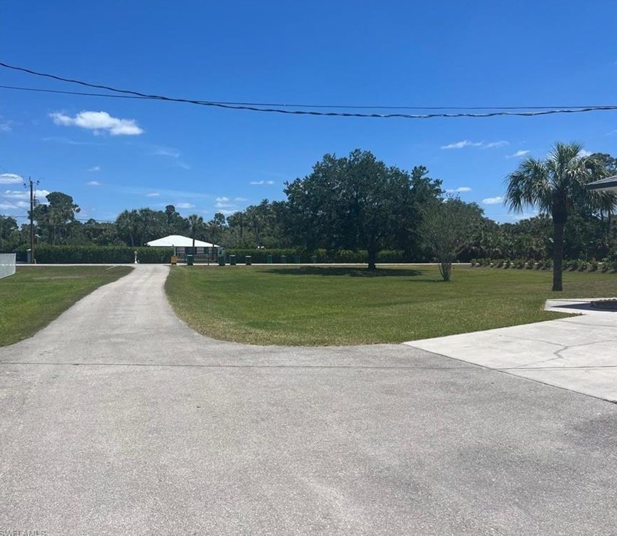 1121 27th St, Naples FL  34117-4229 exterior