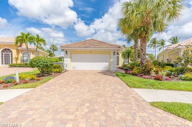 7303 Carducci Ct, Naples, FL 34114-2653