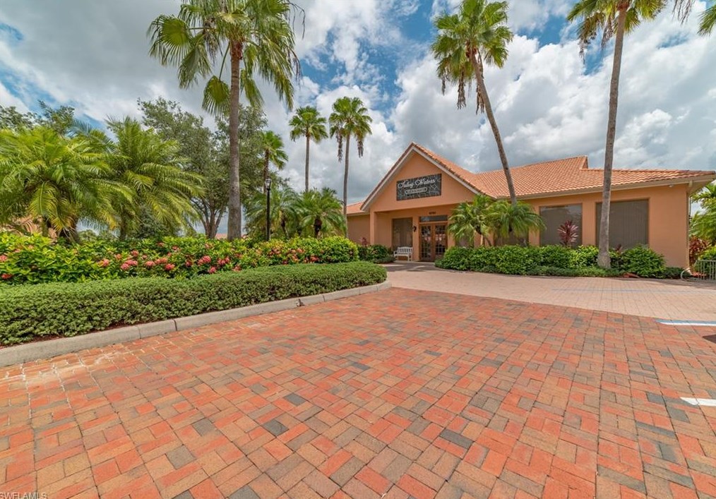 6650 Beach Resort Dr, Naples FL  34114-7508 exterior