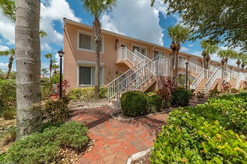 6650 Beach Resort Dr #902, Naples, FL 34114