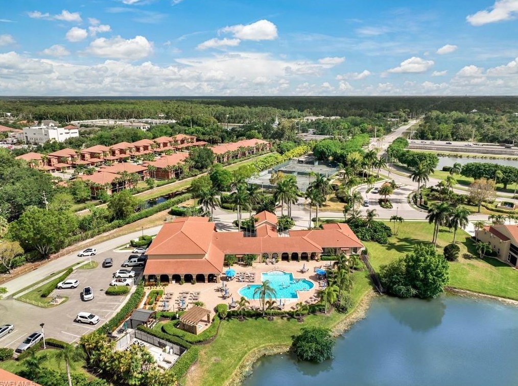 6770 Huntington Lakes Cir, Naples FL  34119-8009 exterior