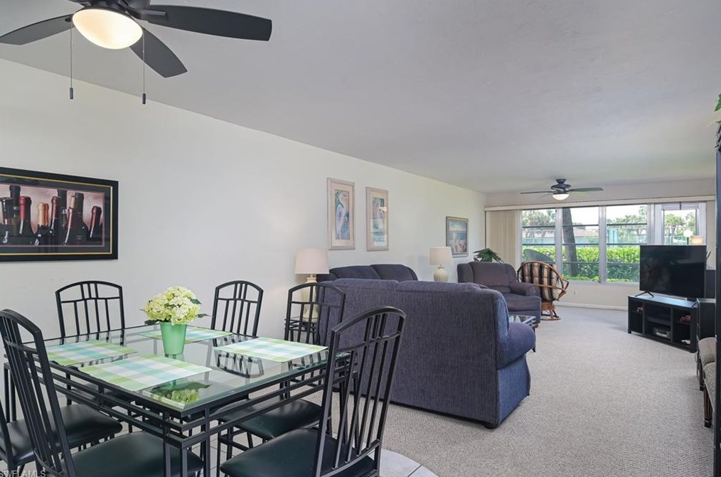 3470 Frosty Way, Naples, FL 34112-5096