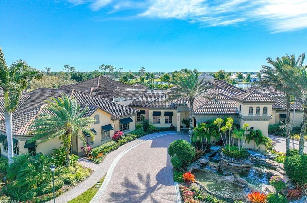 6626 Alden Woods Cir, Naples FL  34113-3426 exterior