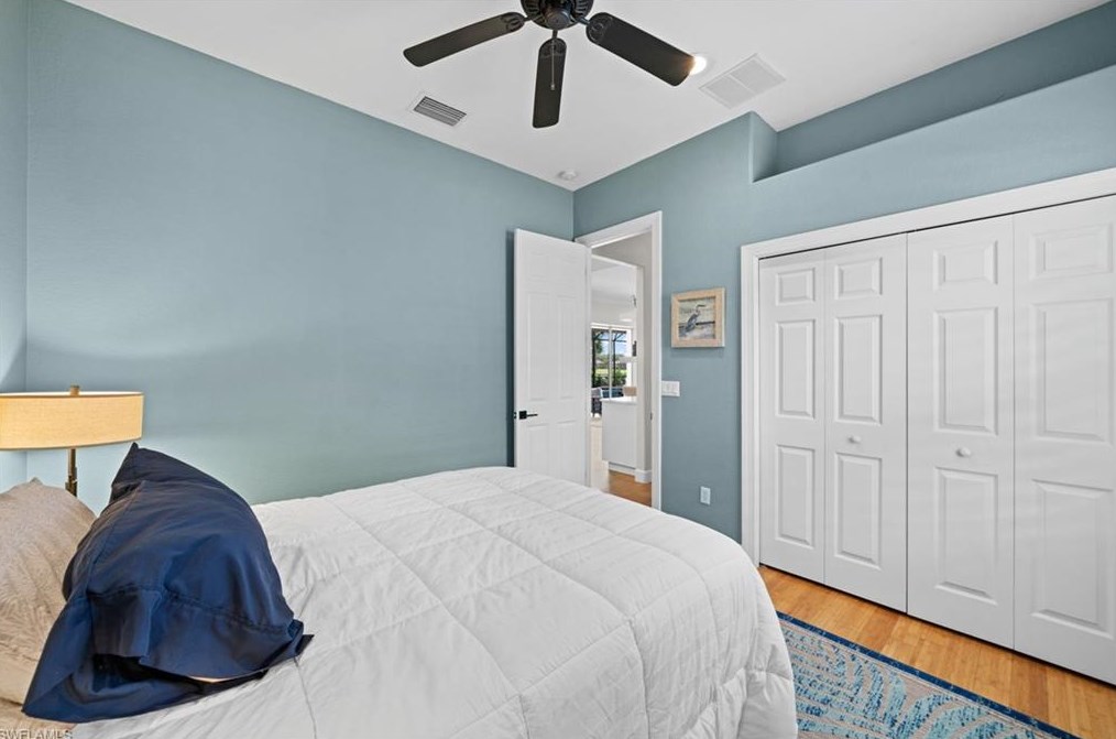 8761 Mustang Is Cir, Naples FL 34113-1640 exterior