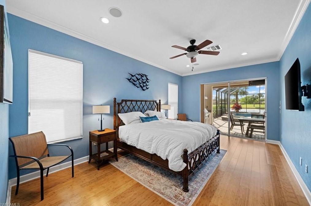 8761 Mustang Is Cir, Naples FL 34113-1640 exterior