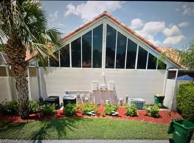 4293 Court Ln, Naples, FL 34109-1565