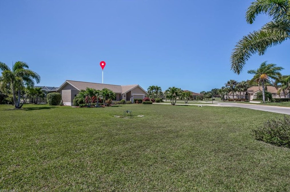 28361 Sombrero Dr, Bonita Springs, FL 34135-6818