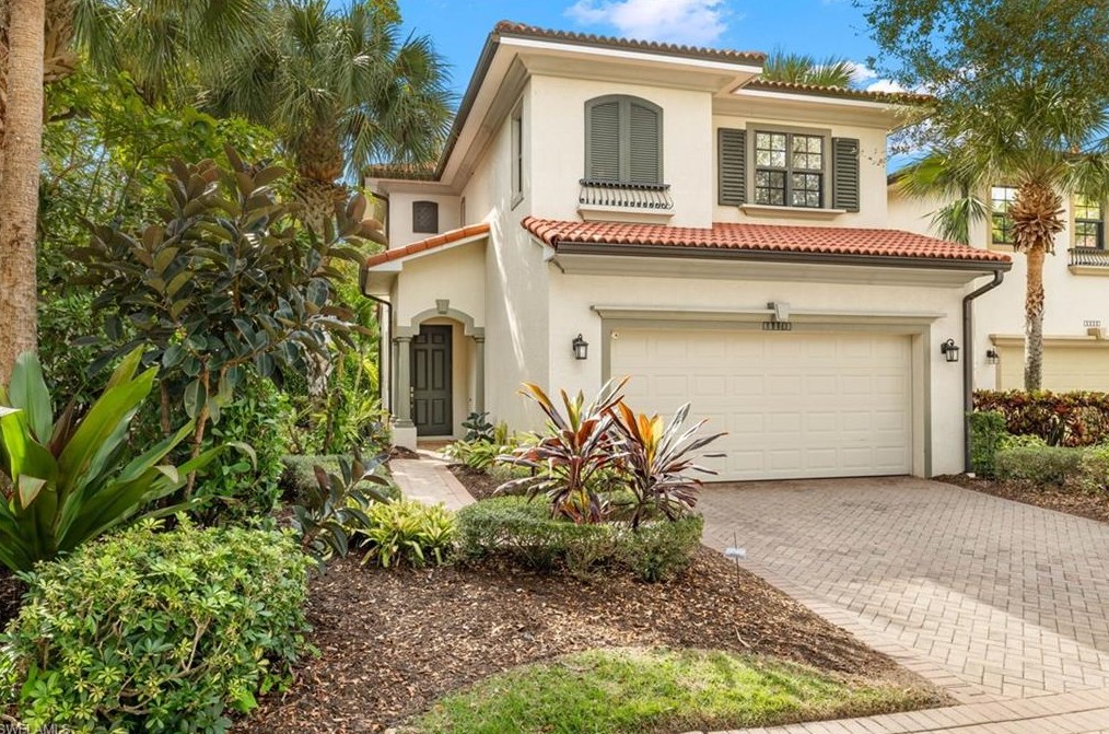 1110 Medan Ct S, Naples, FL 34113
