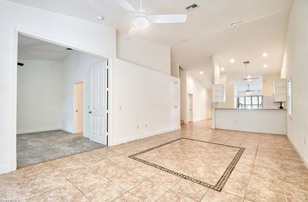 3520 Avion Woods Ct, Naples, FL 34104-4069