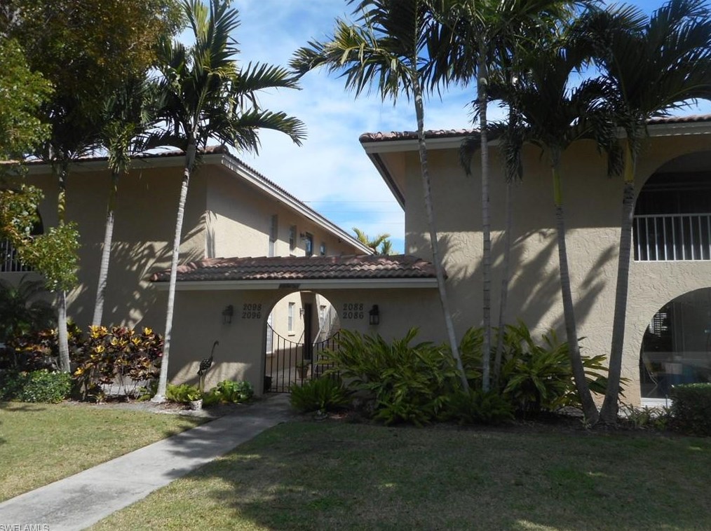 2096 Alamanda Dr #102, Naples, FL 34102