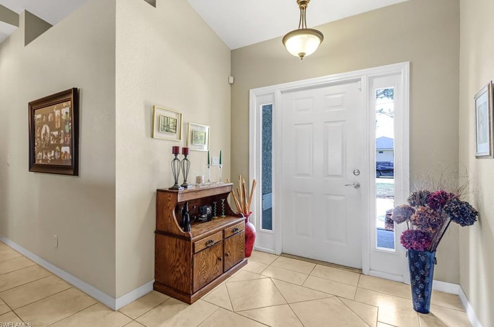 5014 Billings St, Lehigh Acres, FL 33971-7579