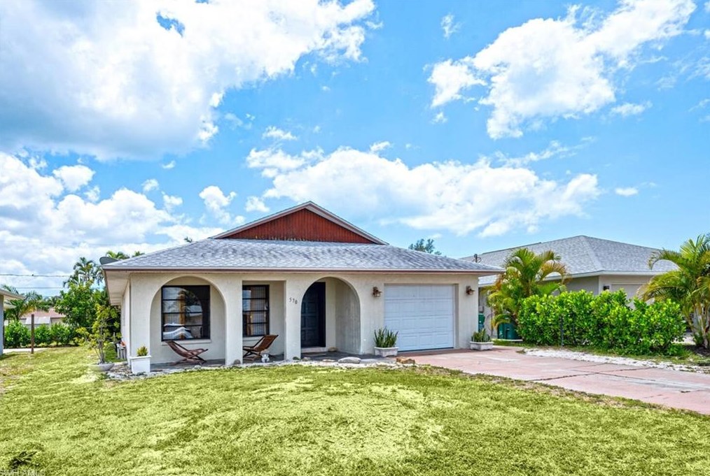 570 98th Ave, Naples, FL 34108-2220