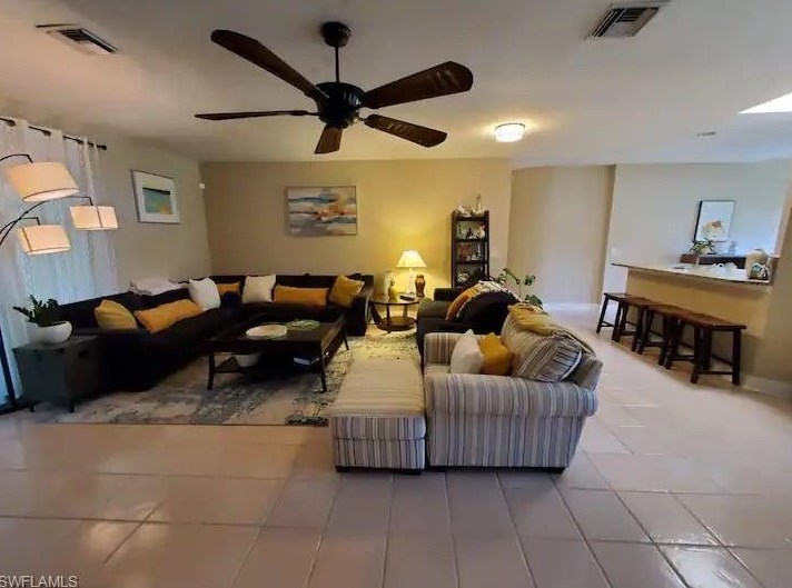 910 Moon Lake Dr, Naples, FL 34104