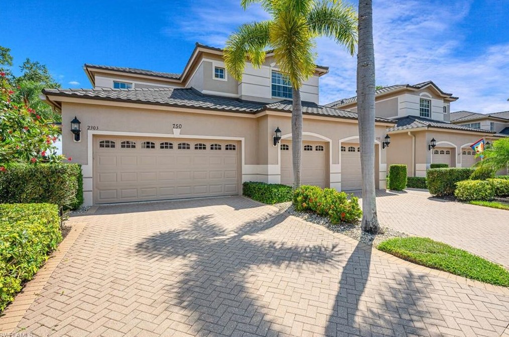 750 Regency Reserve Cir, Naples, FL 34119-2367