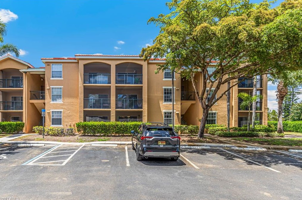 8754 River Homes Lane #8105, Bonita Springs, FL 34135