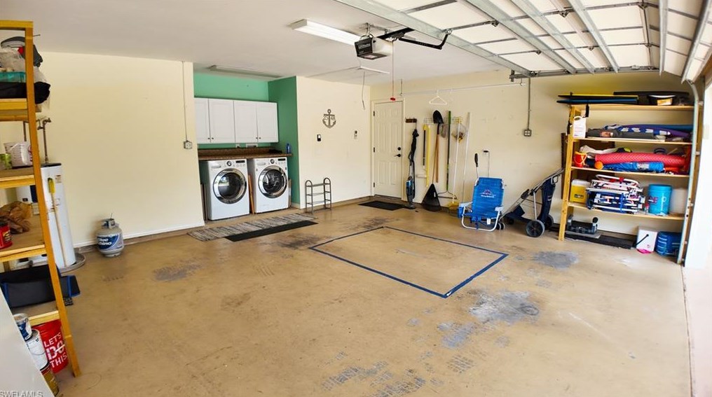 2548 River Reach Dr, Naples FL 34104-6929 exterior