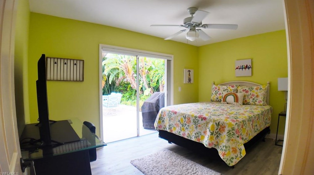 2548 River Reach Dr, Naples FL 34104-6929 exterior