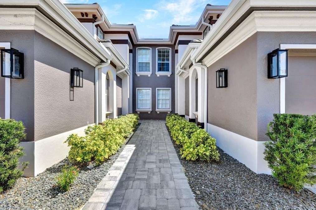 9380 Triana Ter, Fort Myers, FL 33912-0919