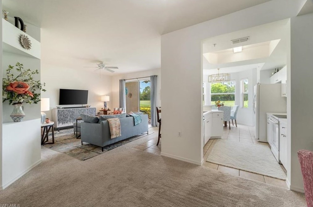 2875 Cypress Trace Cir #8-102, Naples, FL 34119