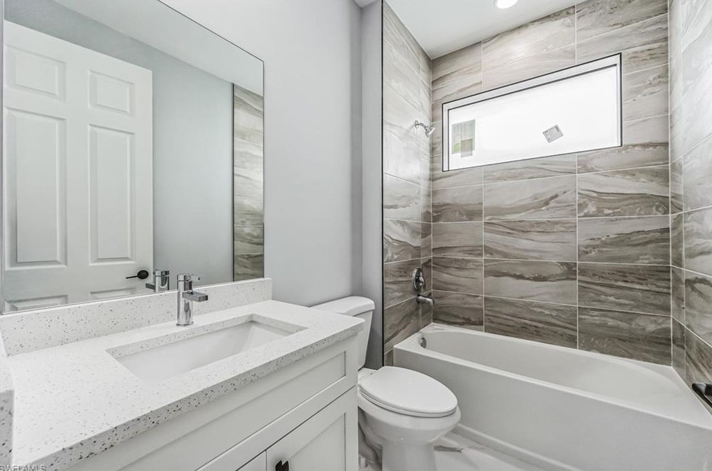 400 13 St, Lehigh Acres FL 33972-8758 exterior