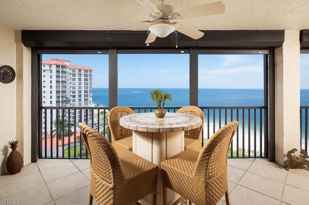 10851 Gulf Shore Dr, Naples FL  34108-3004 exterior