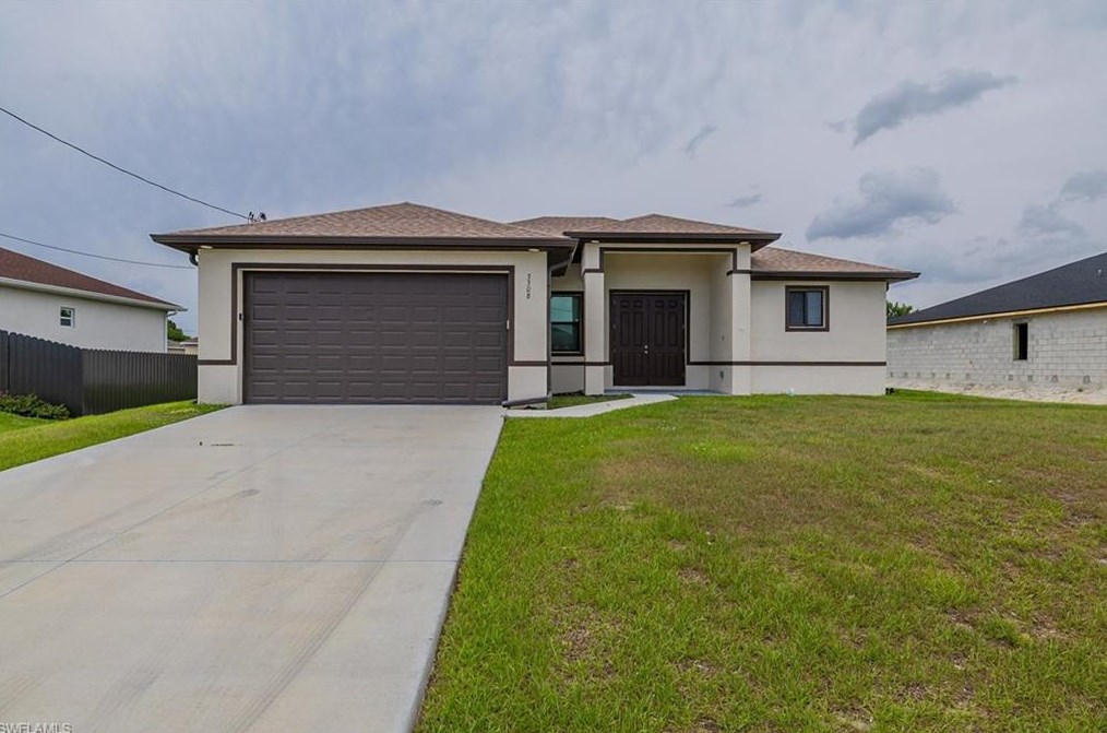 3308 21st St, Lehigh Acres, FL 33976-3530