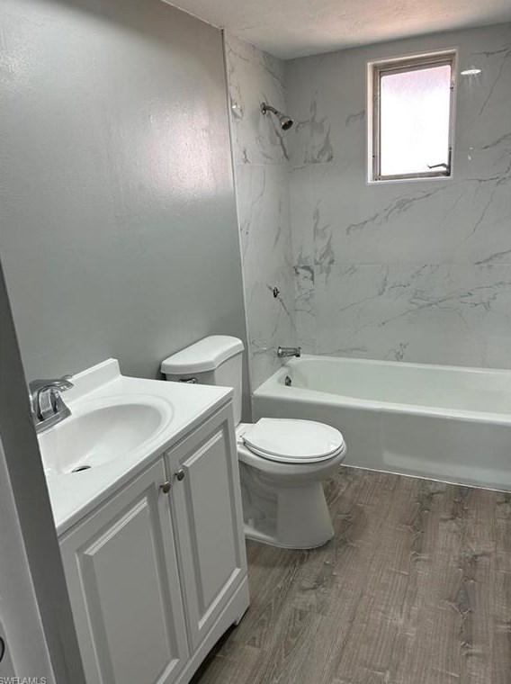 3131 Francis Ave, Naples FL 34112-3815 exterior